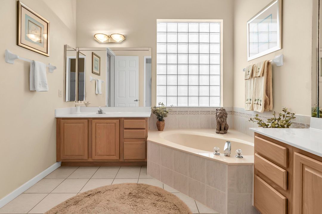 En Venta: $585,000 (3 camas, 2 baños, 2052 Pies cuadrados)