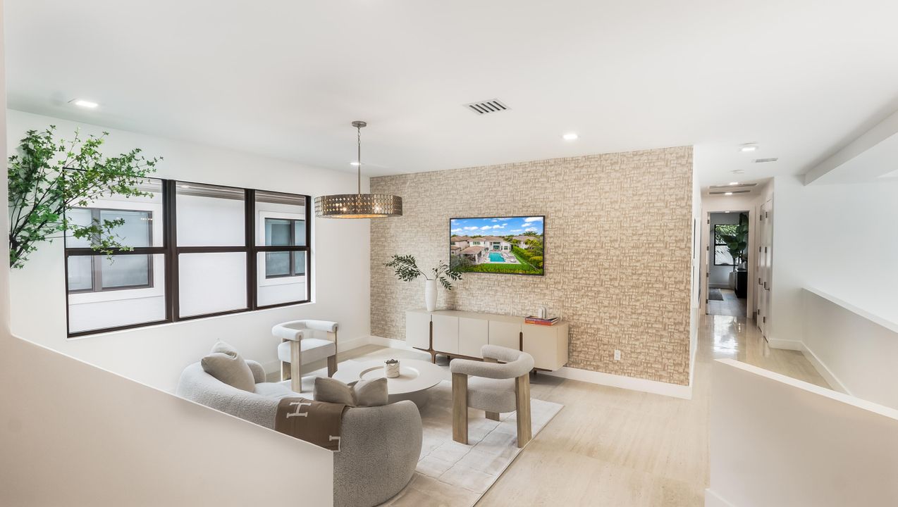 For Rent: $40,000 (6 beds, 7 baths, 5521 Square Feet)