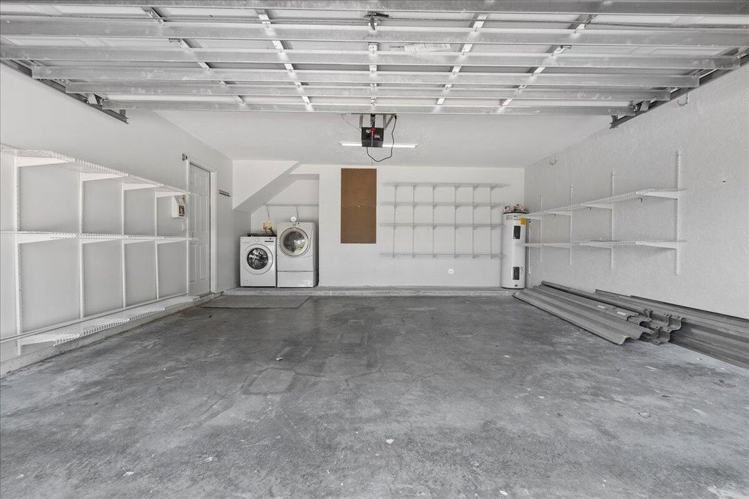 For Rent: $3,800 (4 beds, 2 baths, 1890 Square Feet)