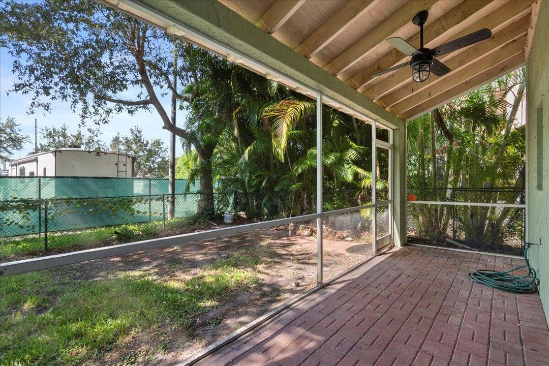 For Rent: $3,800 (4 beds, 2 baths, 1890 Square Feet)