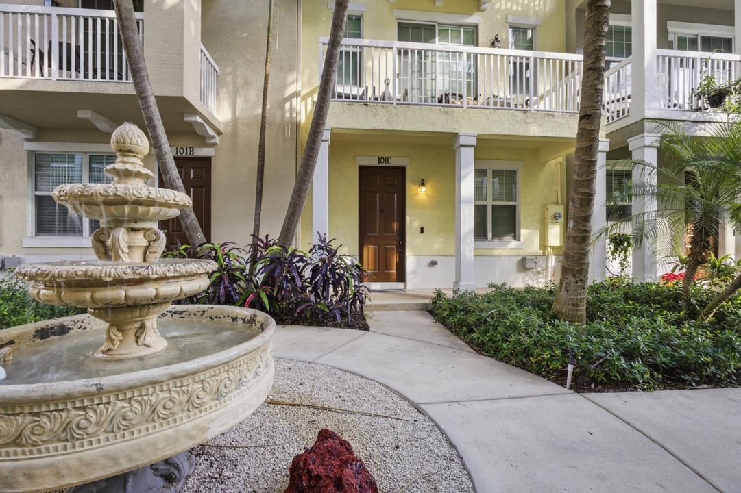 В аренду: $5,500 (3 спален, 3 ванн, 1828 Квадратных фут)