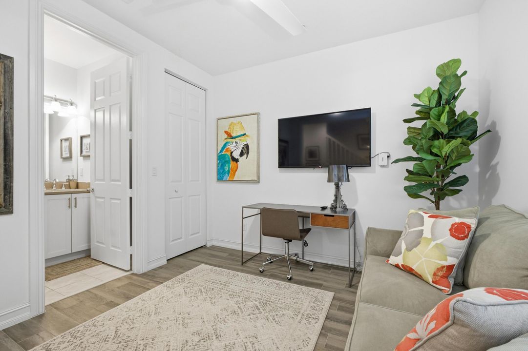 В аренду: $5,500 (3 спален, 3 ванн, 1828 Квадратных фут)