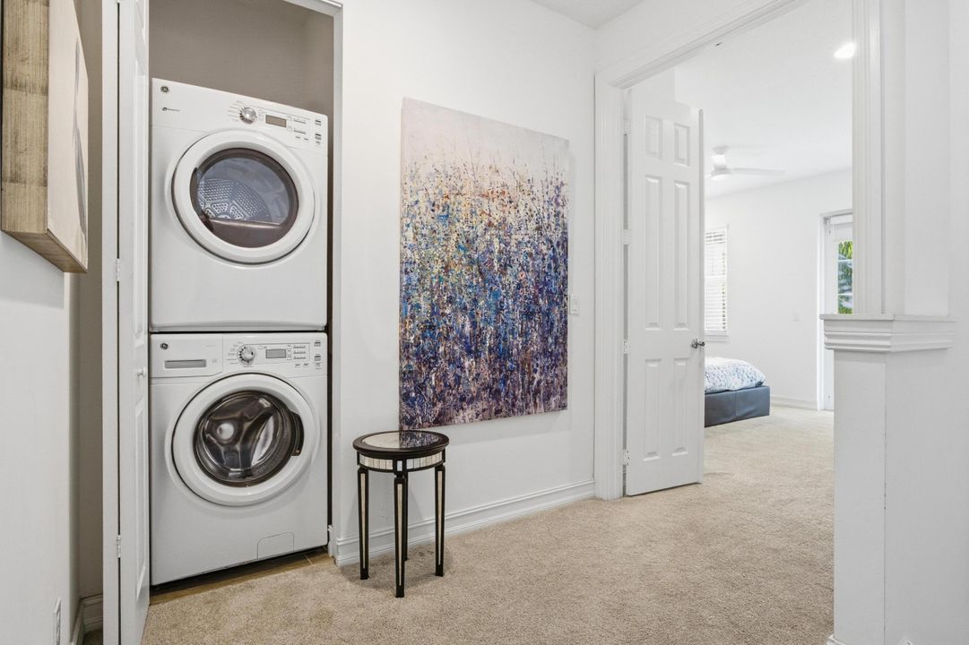 В аренду: $5,500 (3 спален, 3 ванн, 1828 Квадратных фут)