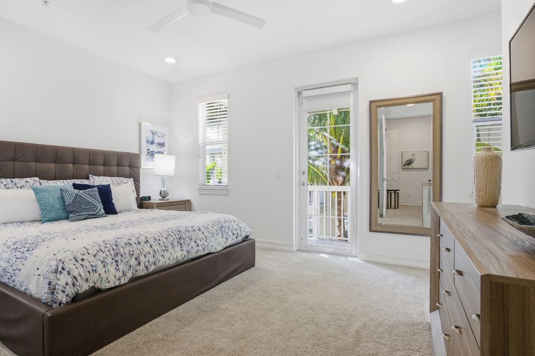 В аренду: $5,500 (3 спален, 3 ванн, 1828 Квадратных фут)