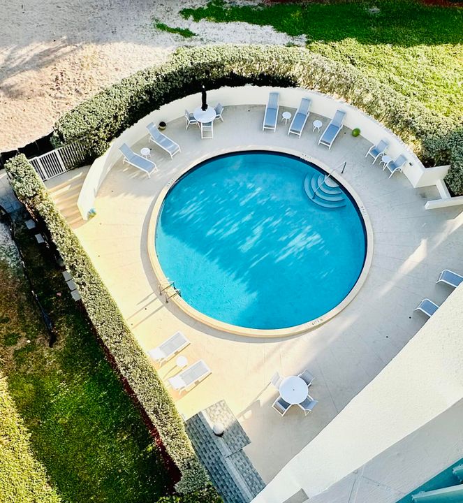 En Venta: $850,000 (2 camas, 2 baños, 1500 Pies cuadrados)