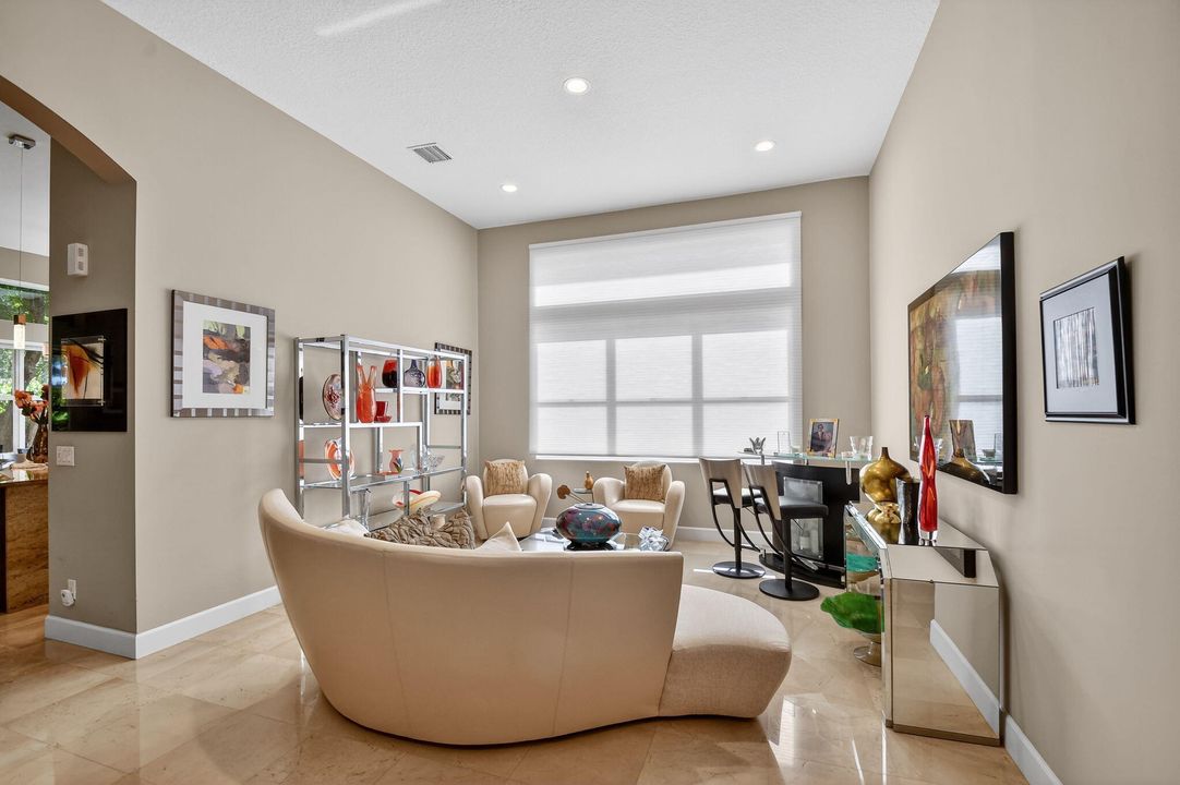 For Sale: $525,000 (3 beds, 2 baths, 2178 Square Feet)