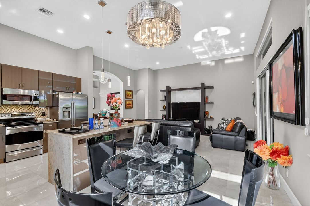 For Sale: $525,000 (3 beds, 2 baths, 2178 Square Feet)