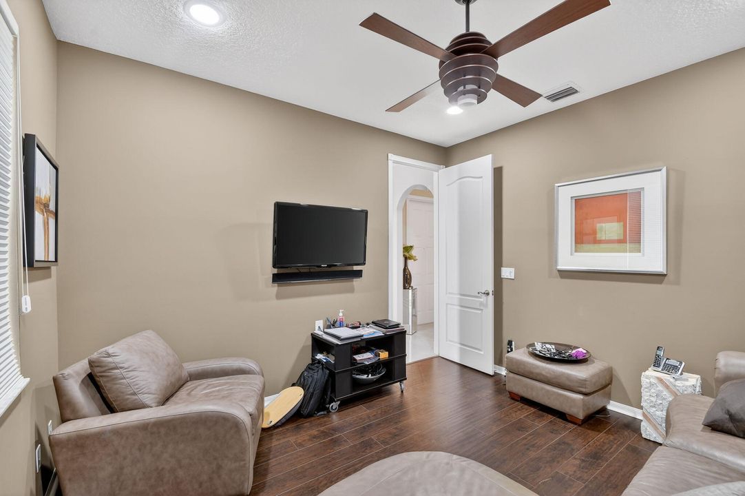 For Sale: $525,000 (3 beds, 2 baths, 2178 Square Feet)