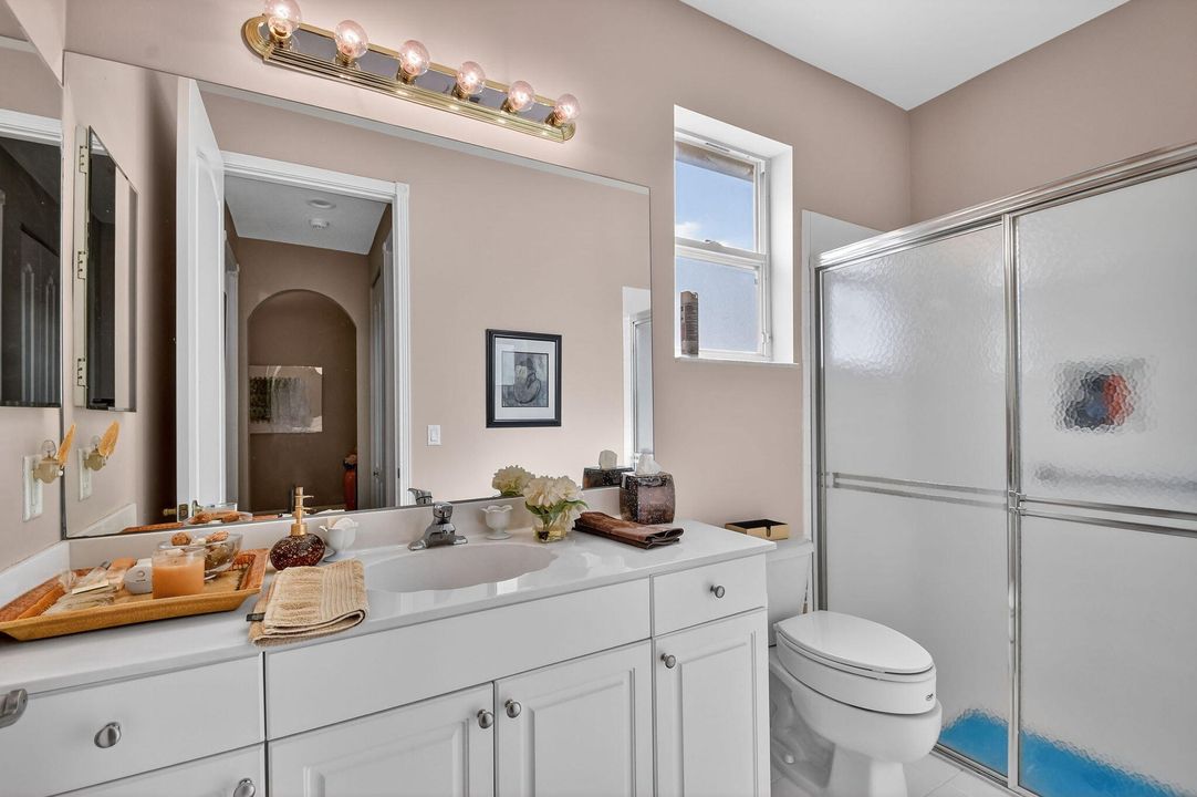 For Sale: $525,000 (3 beds, 2 baths, 2178 Square Feet)