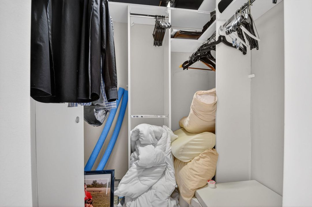 For Sale: $525,000 (3 beds, 2 baths, 2178 Square Feet)