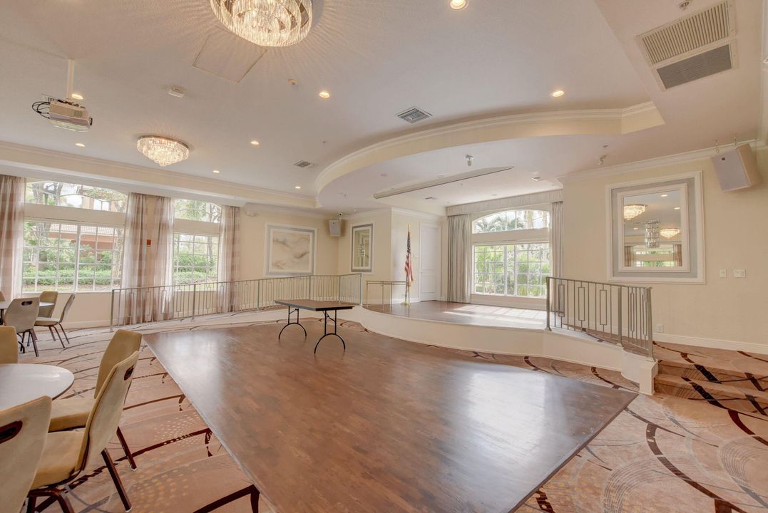 For Sale: $525,000 (3 beds, 2 baths, 2178 Square Feet)