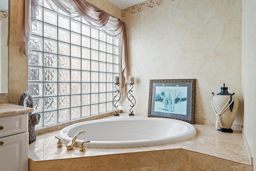 待售: $850,000 (3 贝兹, 3 浴室, 3058 平方英尺)