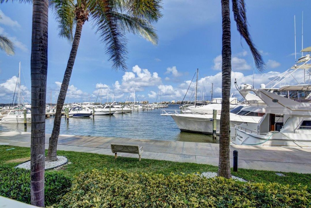 For Rent: $6,000 (2 beds, 2 baths, 1265 Square Feet)