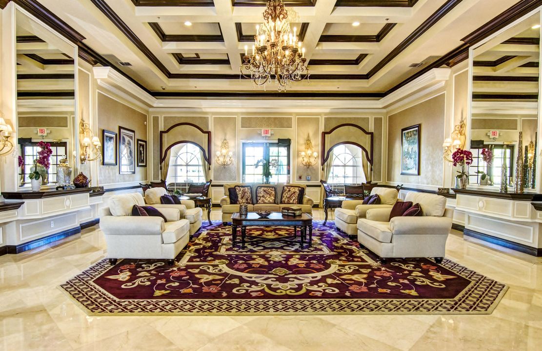 For Sale: $489,900 (2 beds, 2 baths, 2211 Square Feet)