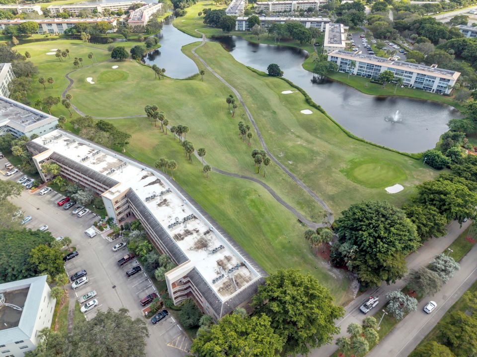 For Sale: $217,500 (2 beds, 2 baths, 1156 Square Feet)