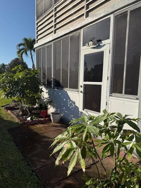 For Sale: $150,000 (2 beds, 2 baths, 920 Square Feet)