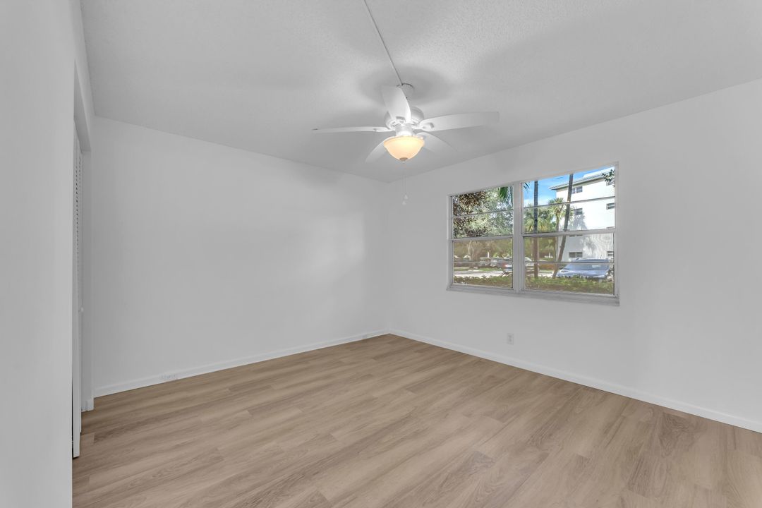 For Sale: $217,500 (2 beds, 2 baths, 1156 Square Feet)