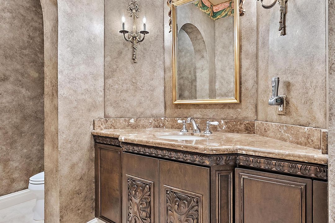 En Venta: $2,875,000 (4 camas, 4 baños, 5915 Pies cuadrados)