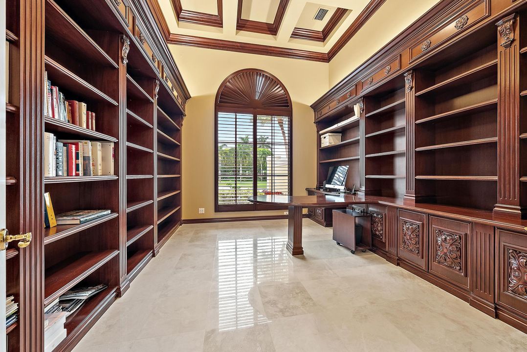 En Venta: $2,875,000 (4 camas, 4 baños, 5915 Pies cuadrados)