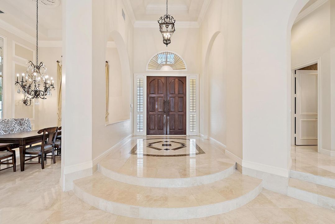 En Venta: $2,875,000 (4 camas, 4 baños, 5915 Pies cuadrados)