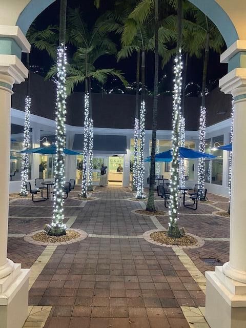 For Sale: $150,000 (2 beds, 2 baths, 920 Square Feet)