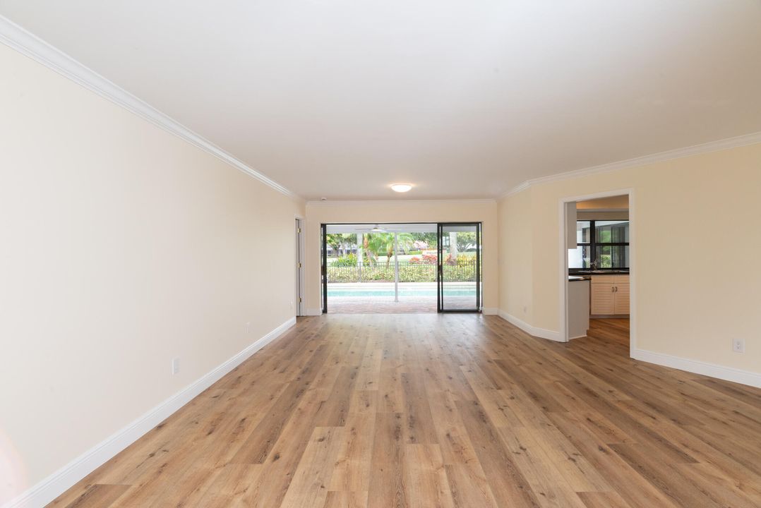 待售: $790,000 (3 贝兹, 2 浴室, 2247 平方英尺)