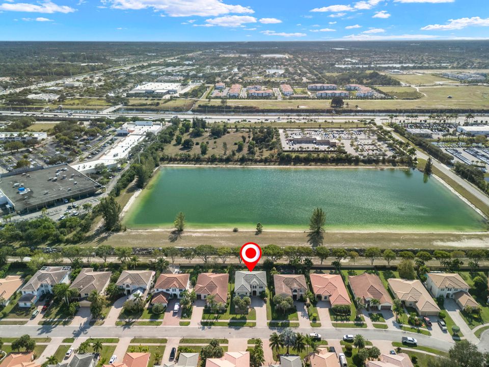 На продажу: $825,000 (6 спален, 4 ванн, 3257 Квадратных фут)