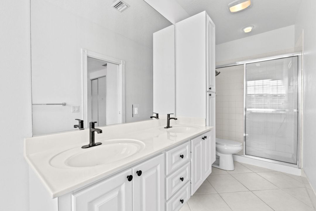 En Venta: $469,000 (3 camas, 2 baños, 1500 Pies cuadrados)