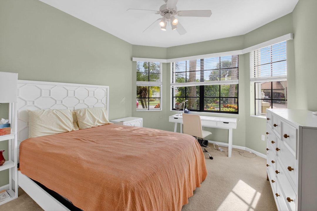 For Sale: $574,900 (3 beds, 2 baths, 1917 Square Feet)