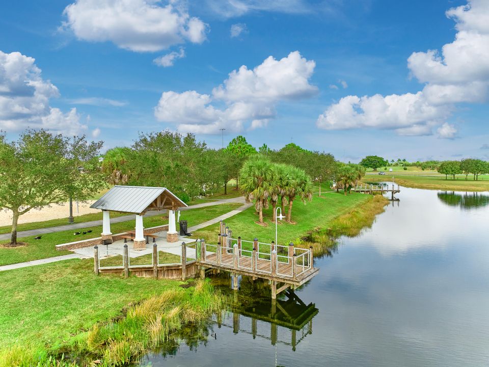 For Sale: $495,000 (3 beds, 2 baths, 1701 Square Feet)