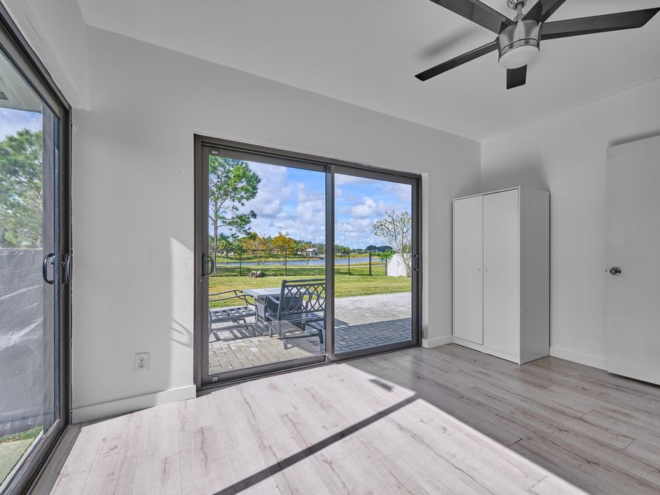 For Sale: $495,000 (3 beds, 2 baths, 1701 Square Feet)