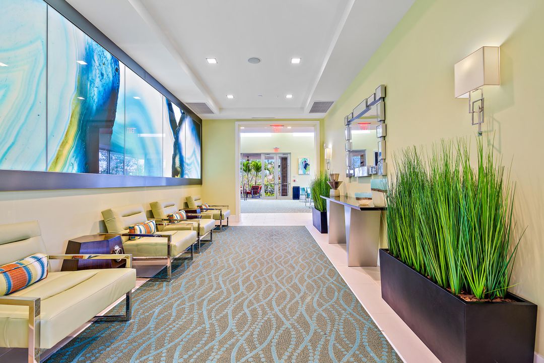 En Renta: $5,250 (4 camas, 3 baños, 2252 Pies cuadrados)