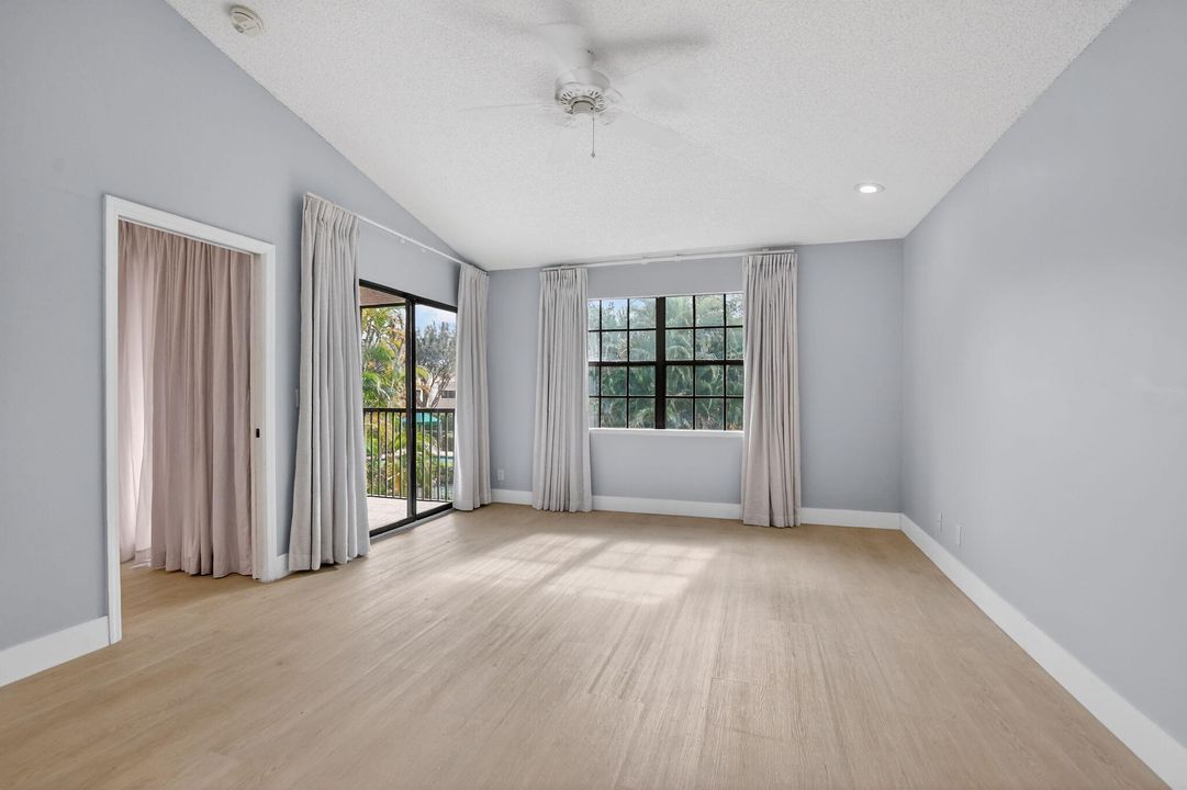 For Rent: $4,000 (3 beds, 2 baths, 2174 Square Feet)