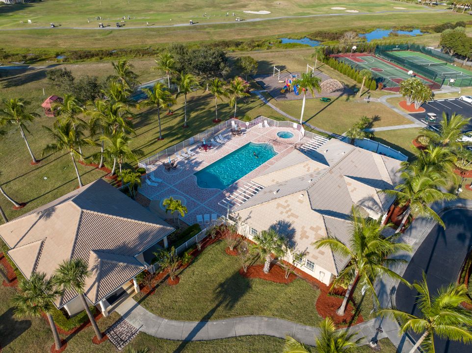 En Venta: $358,000 (3 camas, 2 baños, 1480 Pies cuadrados)