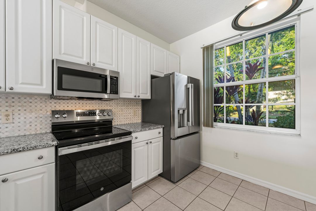 En Venta: $358,000 (3 camas, 2 baños, 1480 Pies cuadrados)