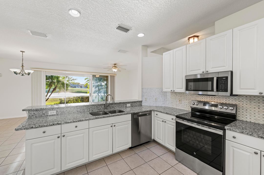 En Venta: $358,000 (3 camas, 2 baños, 1480 Pies cuadrados)