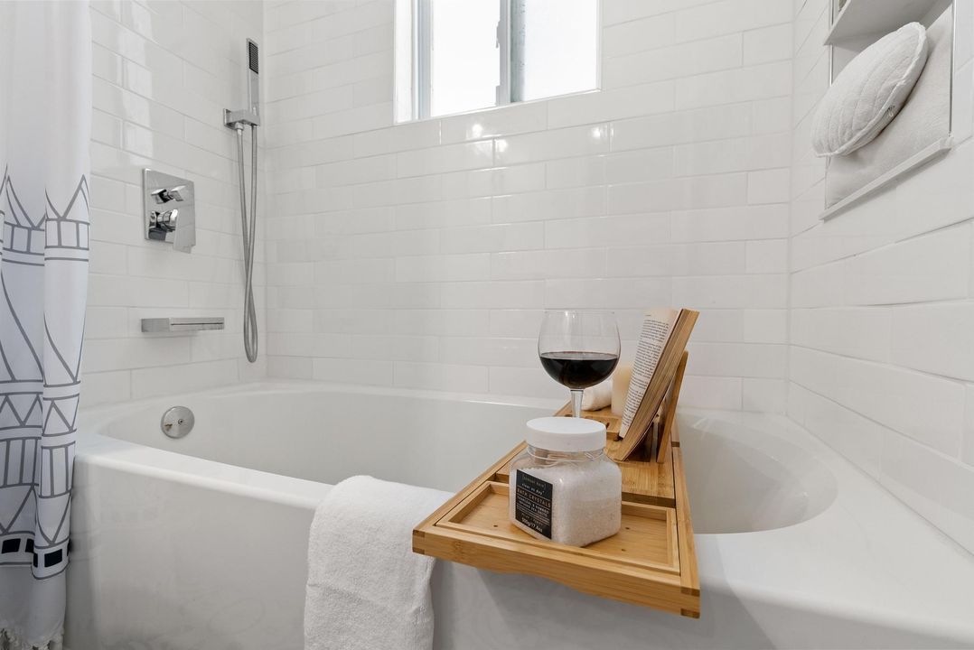 For Sale: $595,000 (3 beds, 2 baths, 1509 Square Feet)