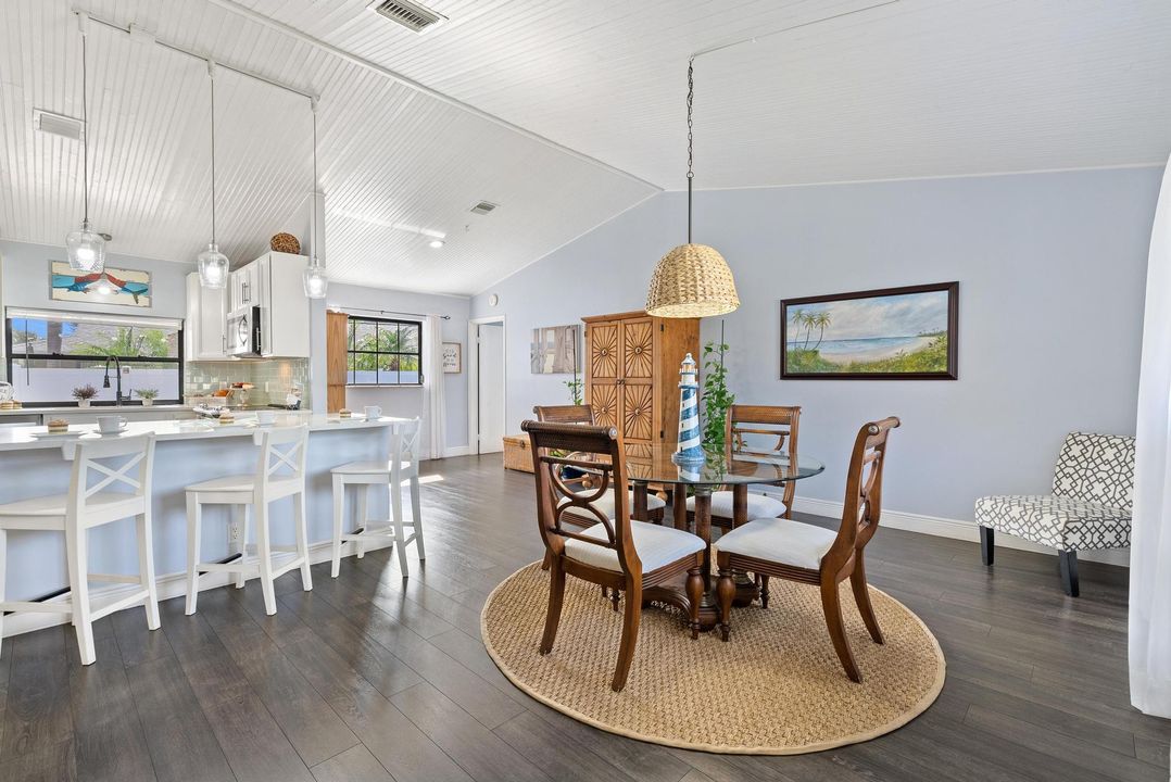 For Sale: $595,000 (3 beds, 2 baths, 1509 Square Feet)