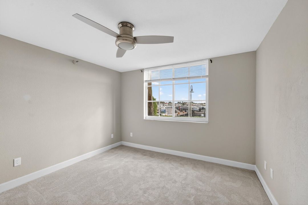 For Rent: $3,200 (2 beds, 2 baths, 1036 Square Feet)