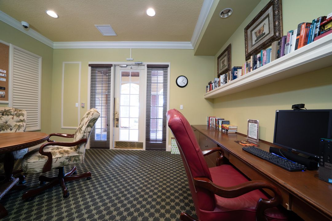 For Rent: $3,200 (2 beds, 2 baths, 1036 Square Feet)