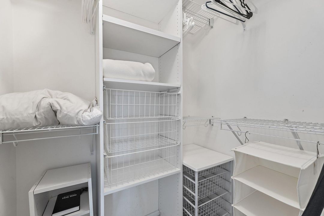 В аренду: $3,000 (2 спален, 2 ванн, 1347 Квадратных фут)