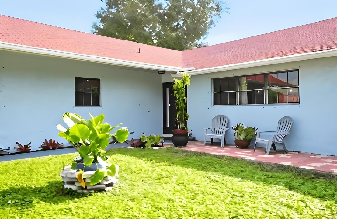 For Sale: $595,000 (3 beds, 2 baths, 1509 Square Feet)