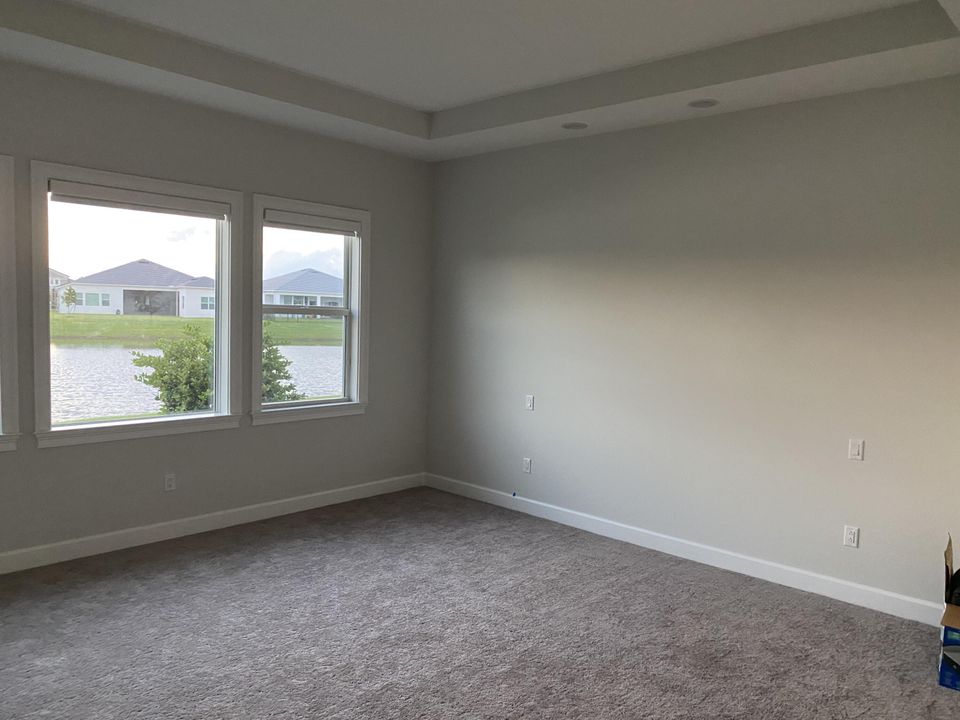 For Rent: $5,950 (5 beds, 4 baths, 3585 Square Feet)