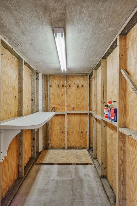 For Sale: $299,000 (2 beds, 2 baths, 1287 Square Feet)