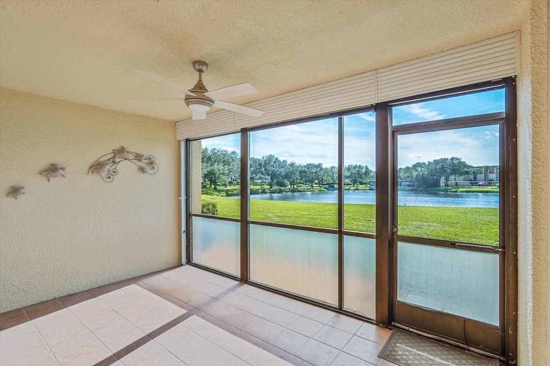 For Sale: $299,000 (2 beds, 2 baths, 1287 Square Feet)