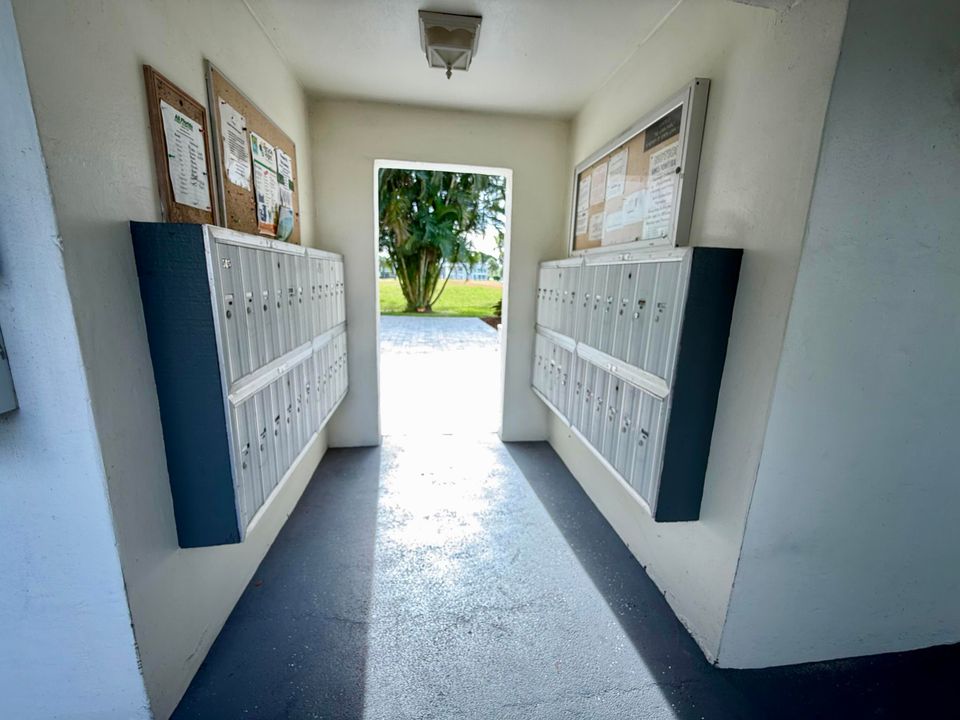 В аренду: $1,950 (1 спален, 1 ванн, 792 Квадратных фут)