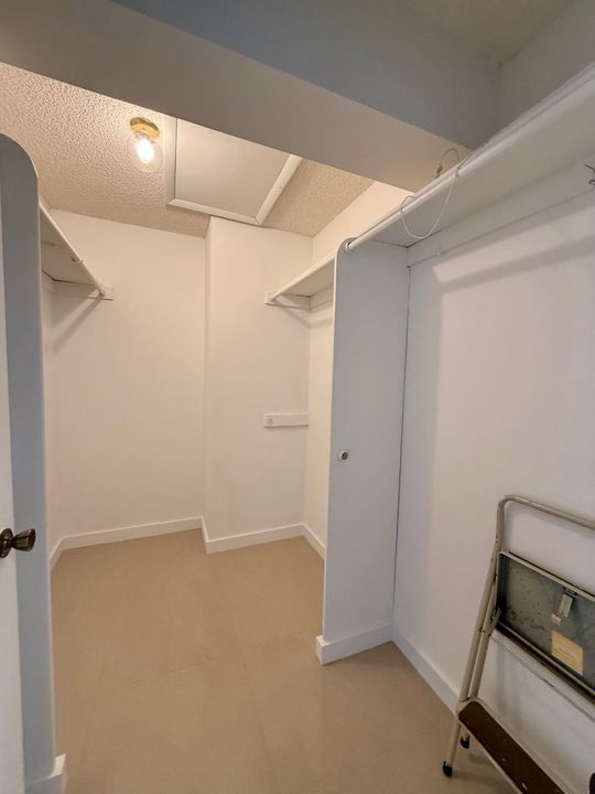 В аренду: $1,950 (1 спален, 1 ванн, 792 Квадратных фут)