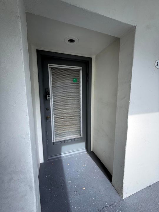 В аренду: $1,950 (1 спален, 1 ванн, 792 Квадратных фут)