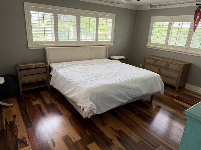 For Sale: $1,999,950 (3 beds, 3 baths, 2080 Square Feet)