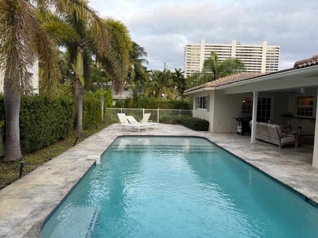 For Sale: $1,999,950 (3 beds, 3 baths, 2080 Square Feet)